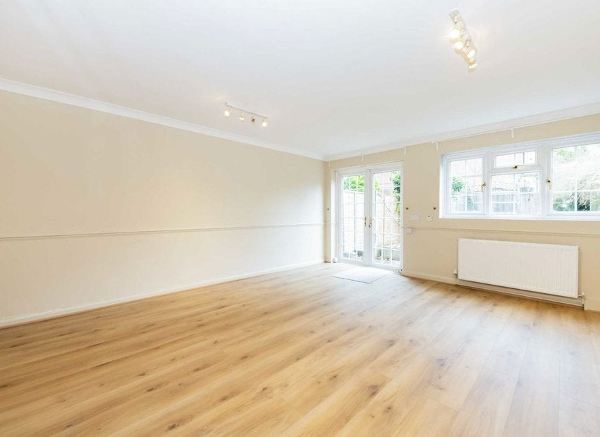 House Guildown Avenue in Greater London