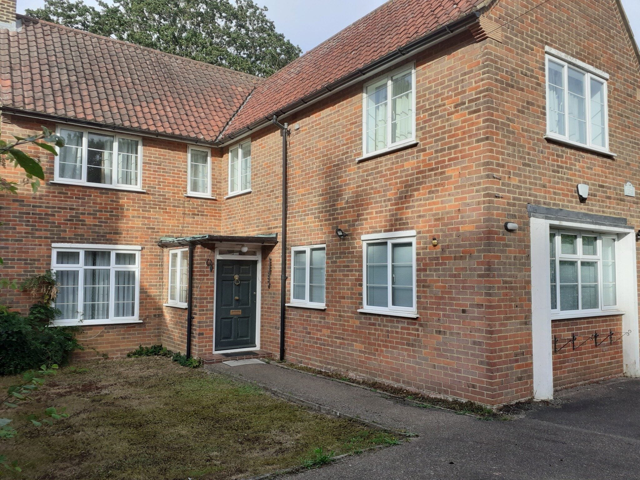 House Barnet Lane in Hertsmere