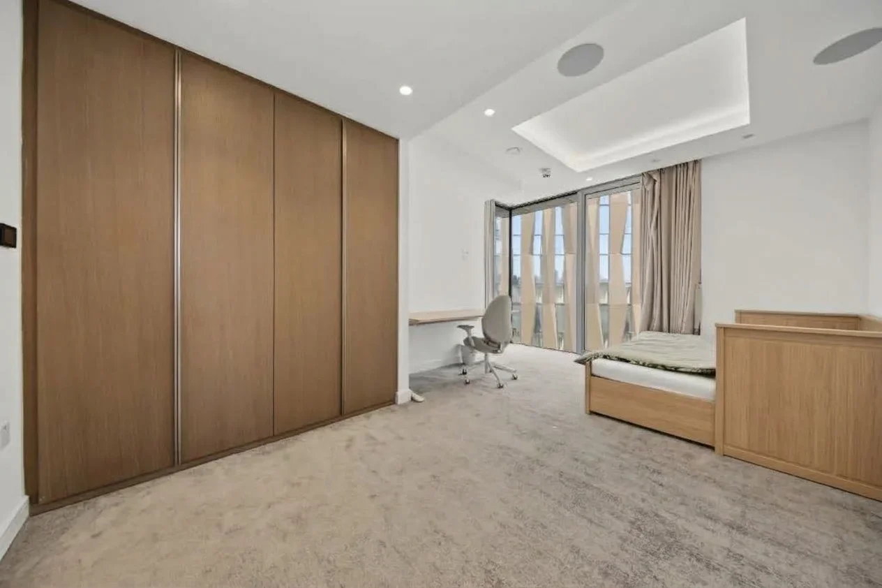 Flat Minories in City of London