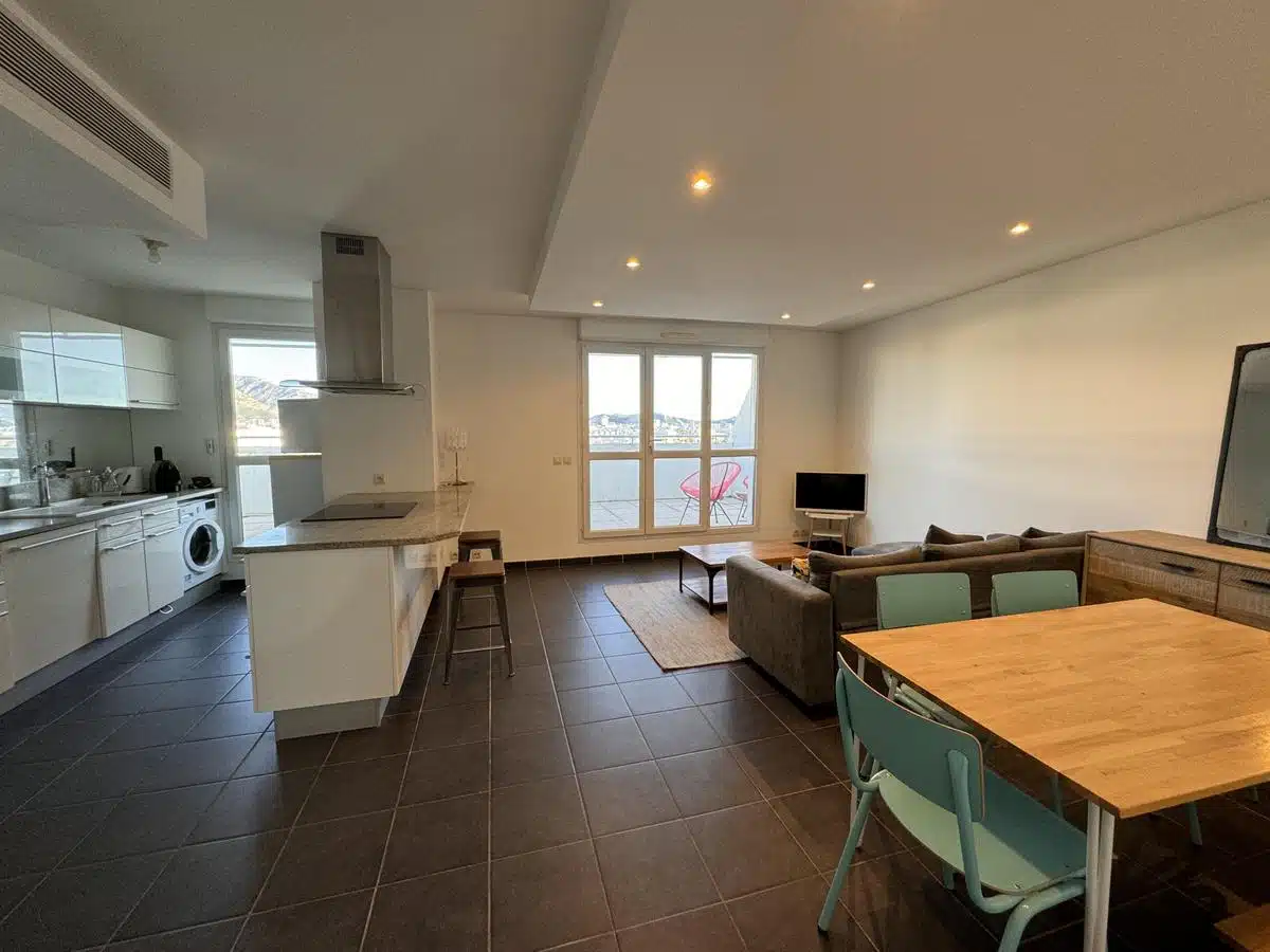 Appartement Avenue de Toulon à Marseille