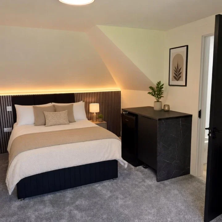 Room Hamilton Road in High Wycombe