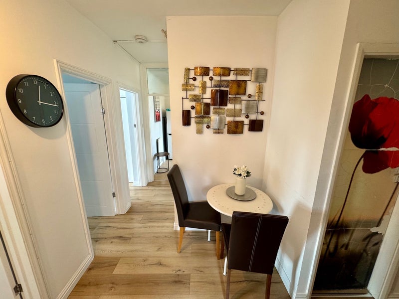 Room Blythe Road in Greater London