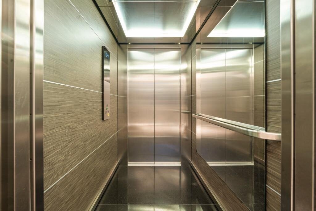 Flat Goldney Road in City of Westminster