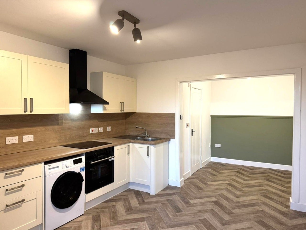 Flat Warbreck Drive in Blackpool