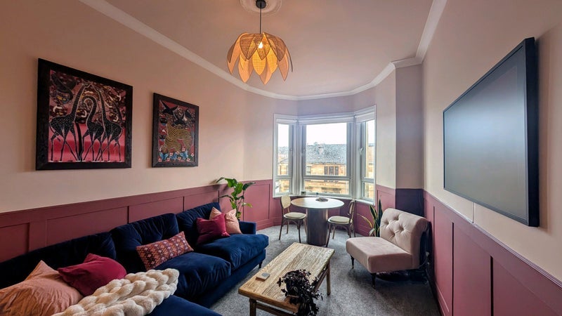 Room Kilmarnock Road in Glasgow