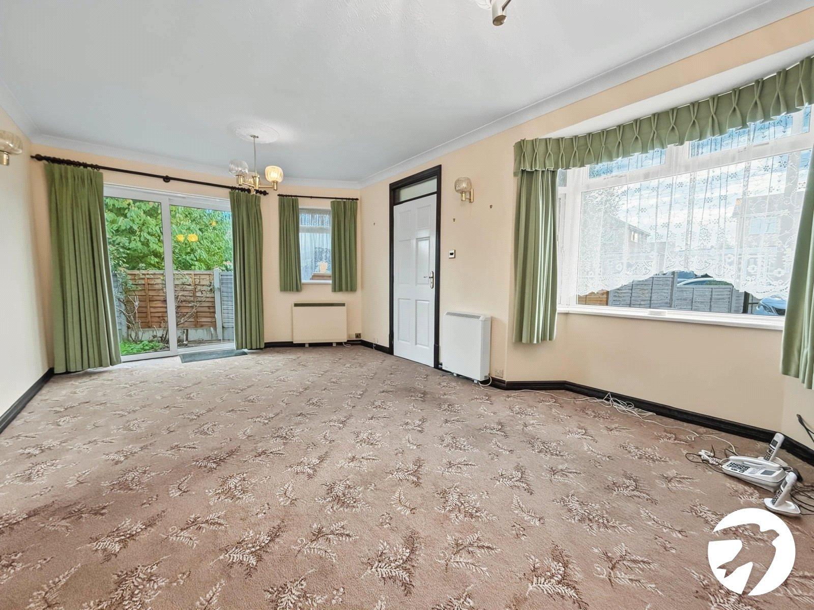 House Pine Grove in Gillingham