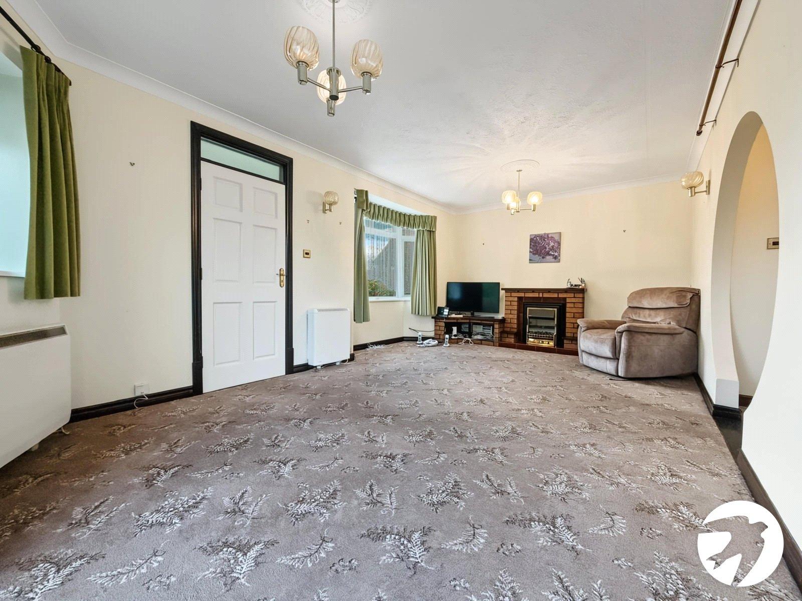 House Pine Grove in Gillingham