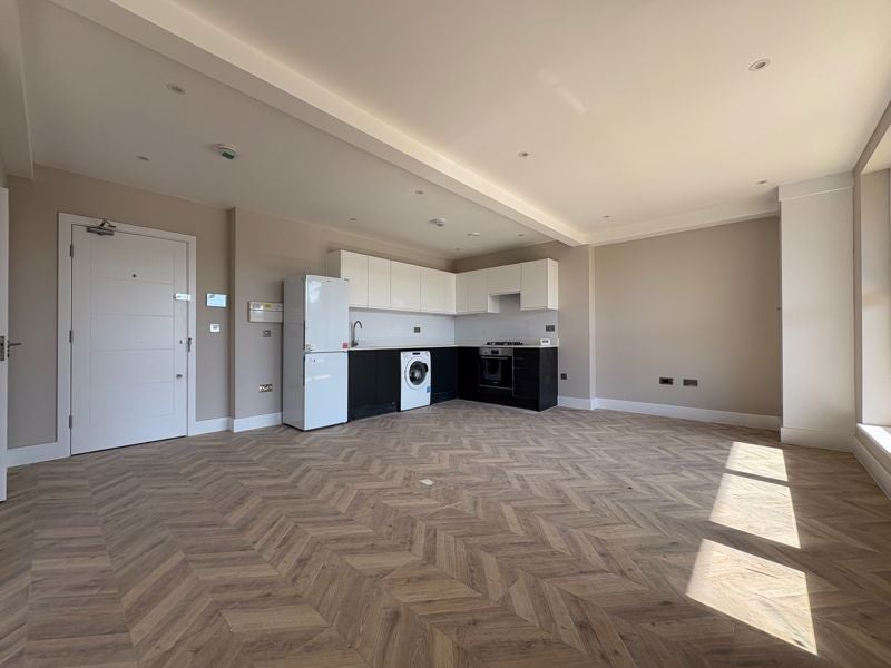 Flat Mulberry Business Park in Wokingham