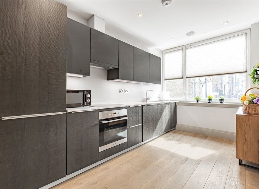 Flat Fulham Road in Greater London