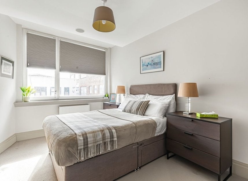 Flat Fulham Road in Greater London