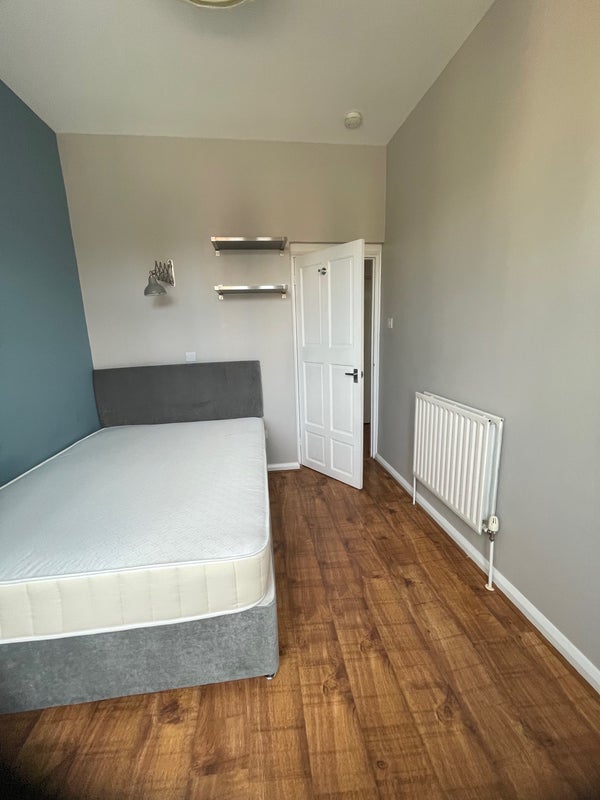Room Tooley Street in Greater London