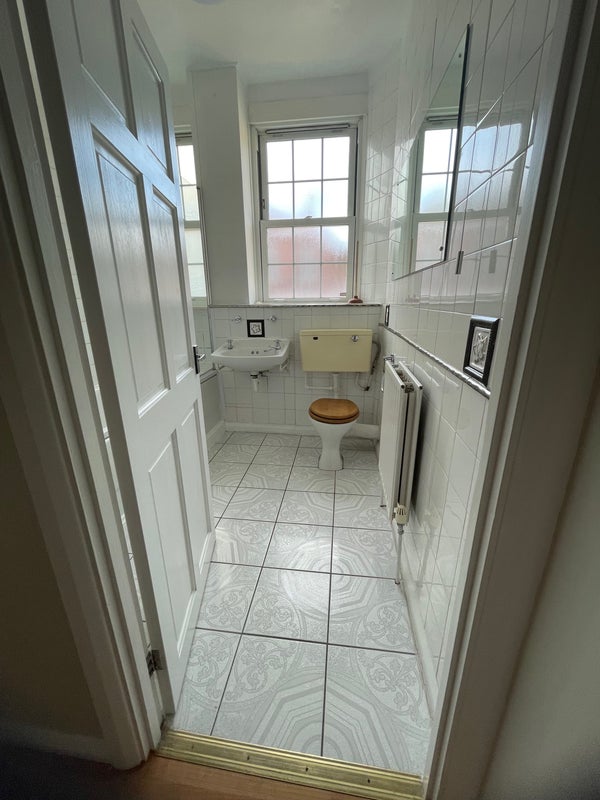 Room Tooley Street in Greater London