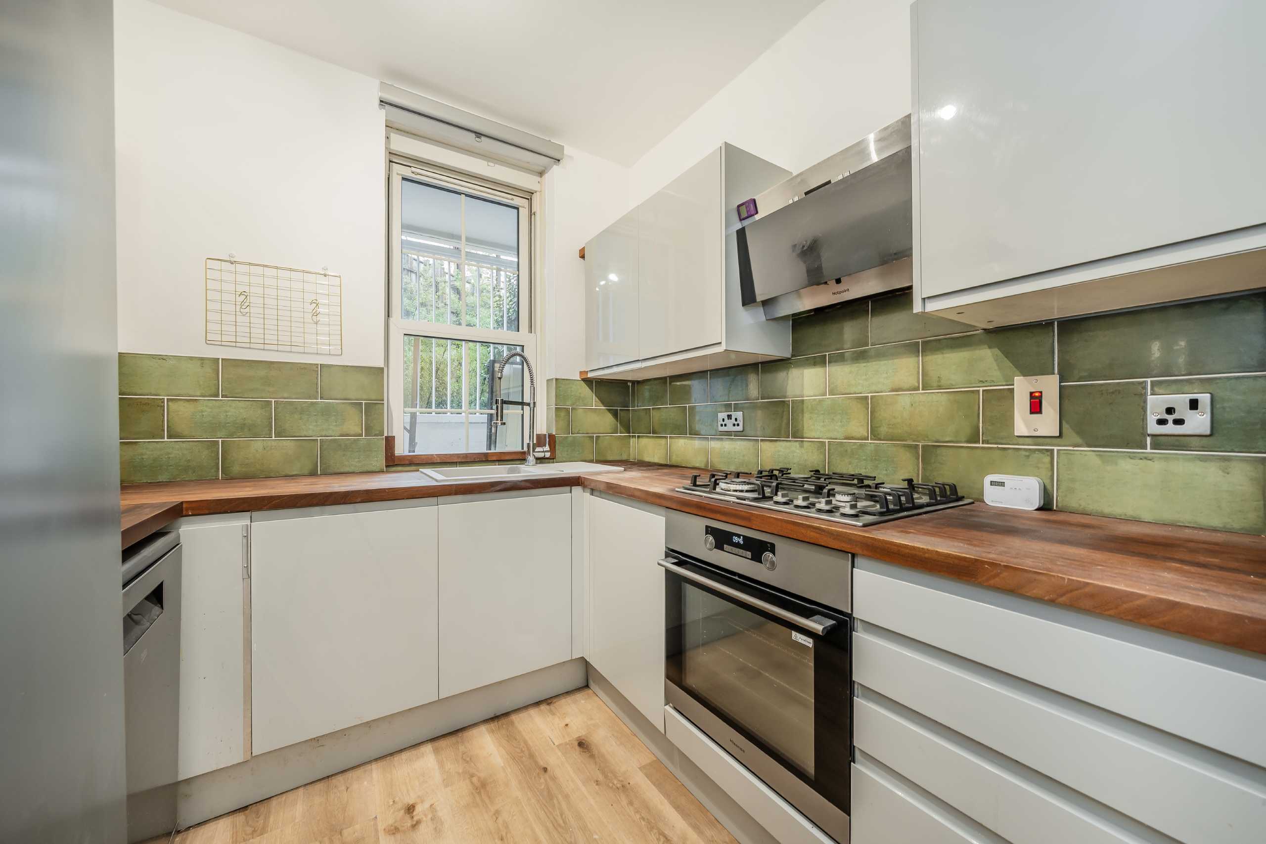 Flat Southern Row in Greater London