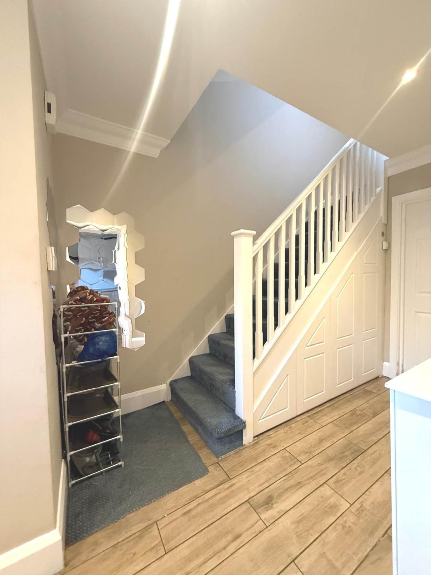 House Vibia Close in Borough of Spelthorne