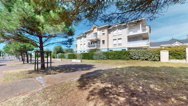 Flat Avenue du Berger de l'Océan in Saint-Gilles-Croix-de-Vie