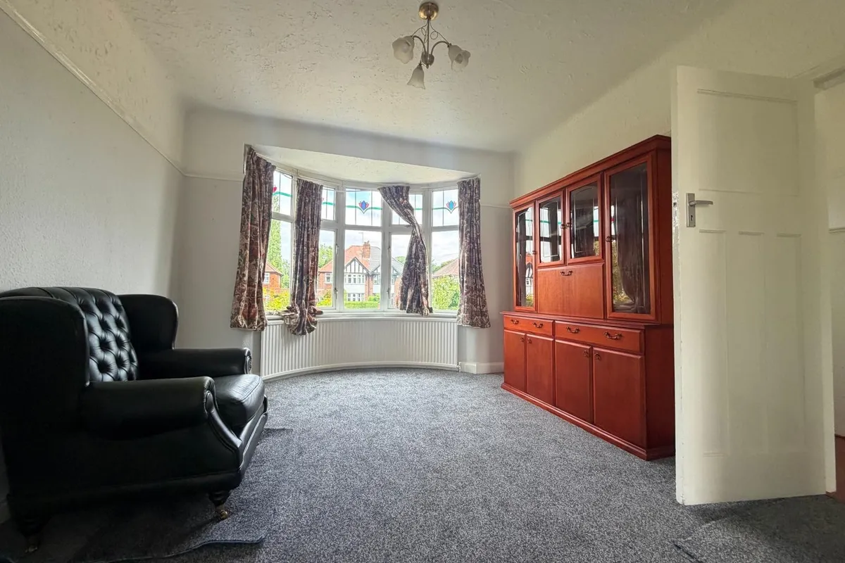 House Wyngate Drive in Leicester