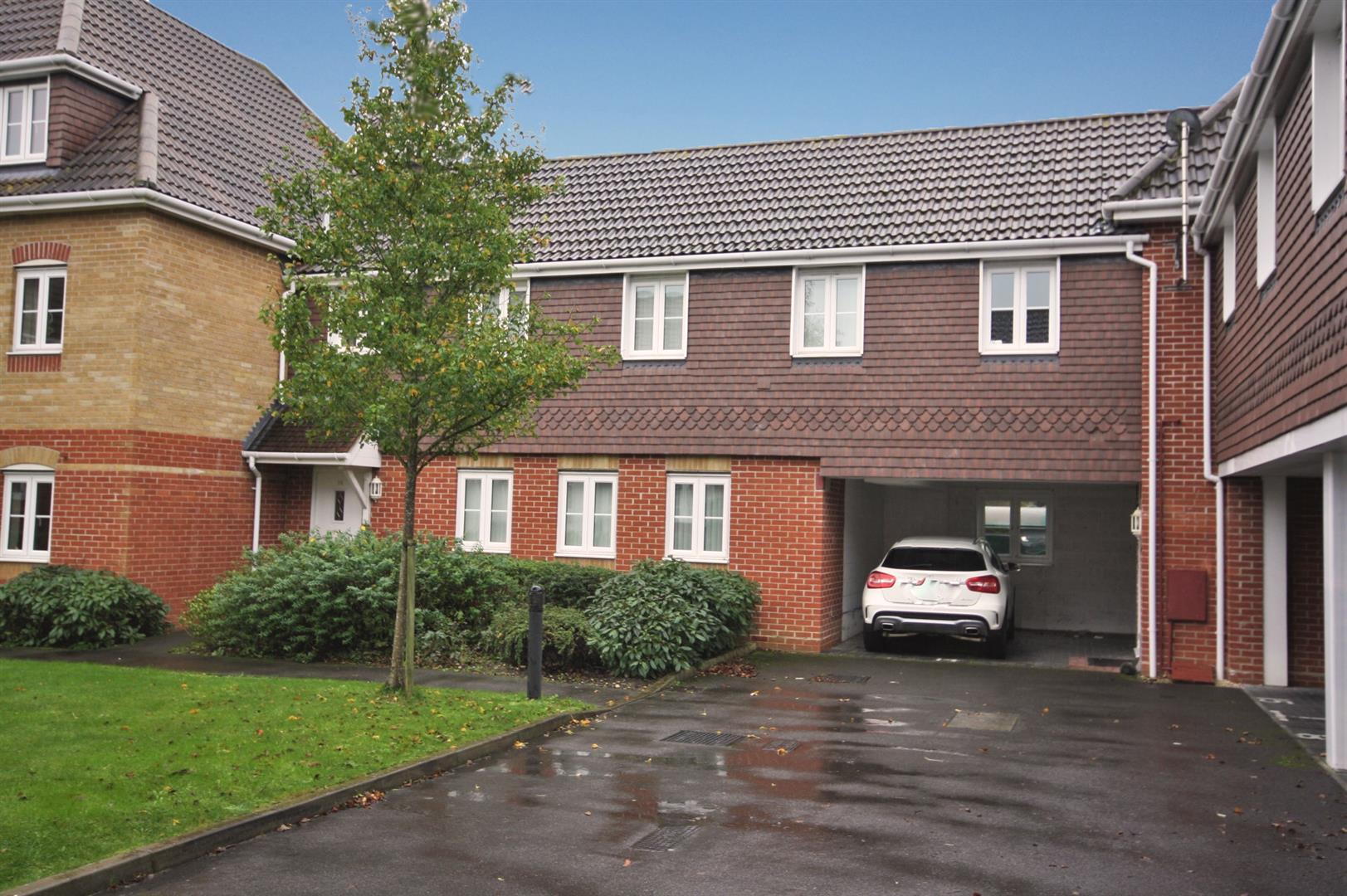 House Park Cottage Drive in Fareham