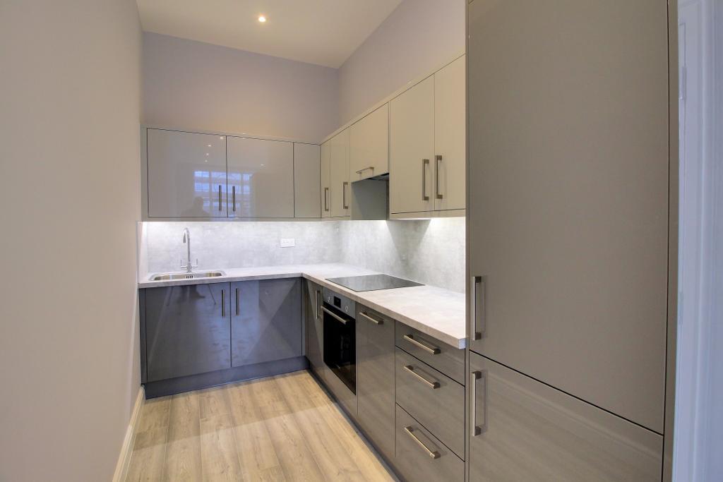 Flat Luker Road in Southend-on-Sea
