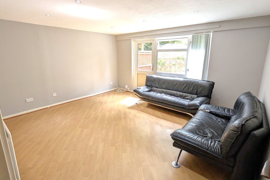 House Cobbetts Close in Woking