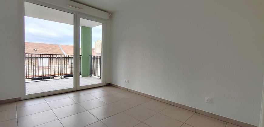 Flat Rue Émile Reymond in Saint-Étienne