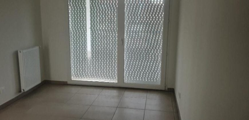 Flat Rue Émile Reymond in Saint-Étienne
