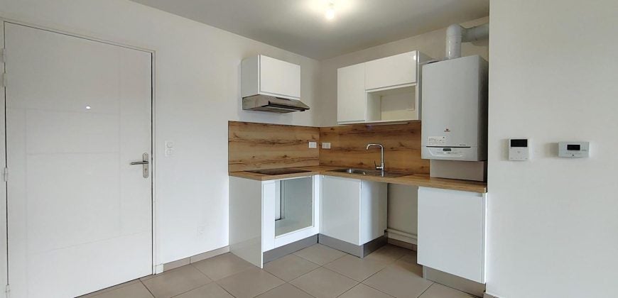 Flat Rue Émile Reymond in Saint-Étienne