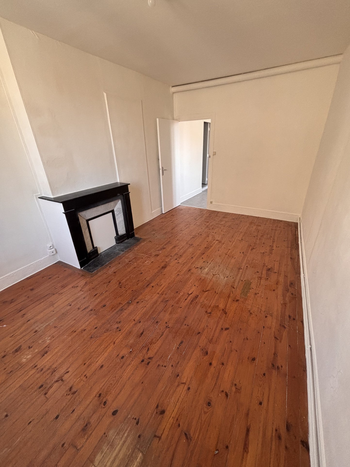 Flat Rue Benoît Frachon in Saint-Étienne