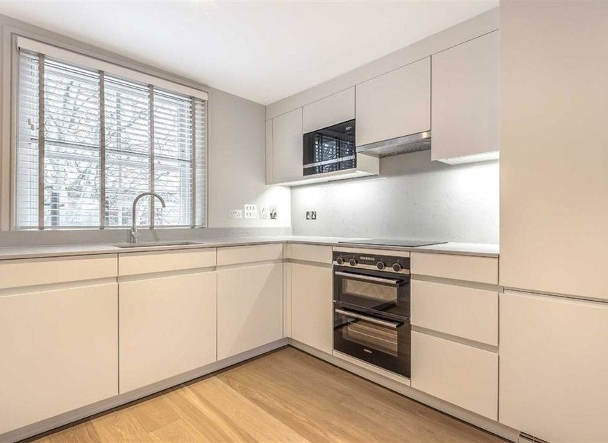 Flat Manchester Street in City of Westminster