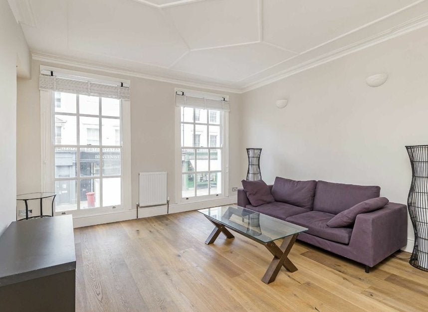 Flat Kensington Church Street in Greater London