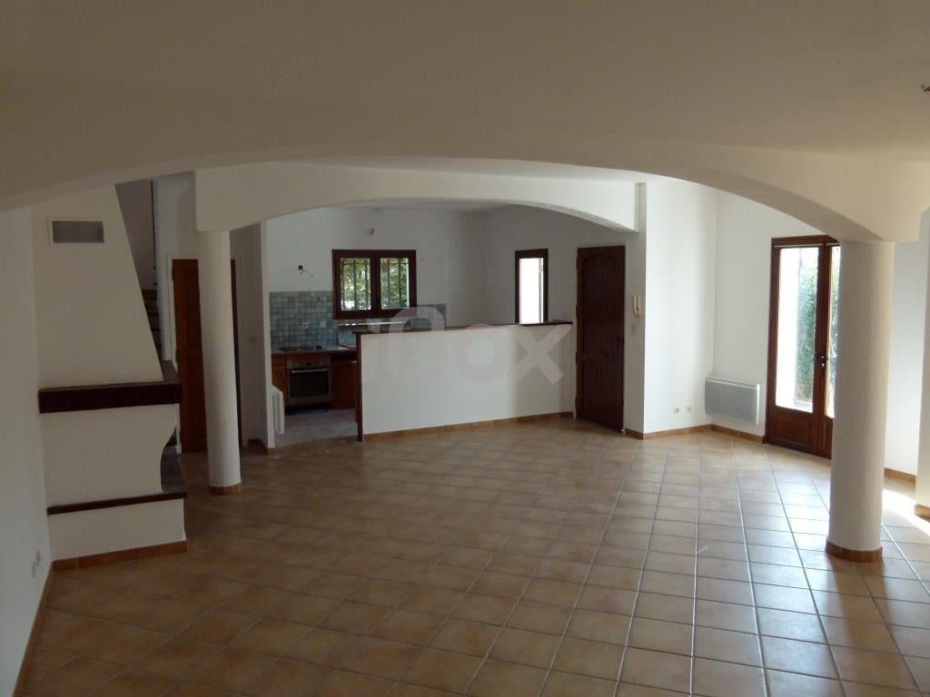 Maison Avenue du Cap Nègre à Six-Fours-les-Plages