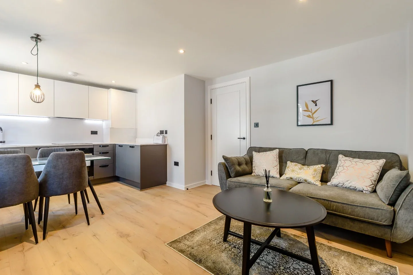 Flat Glenhaven Avenue in Hertsmere