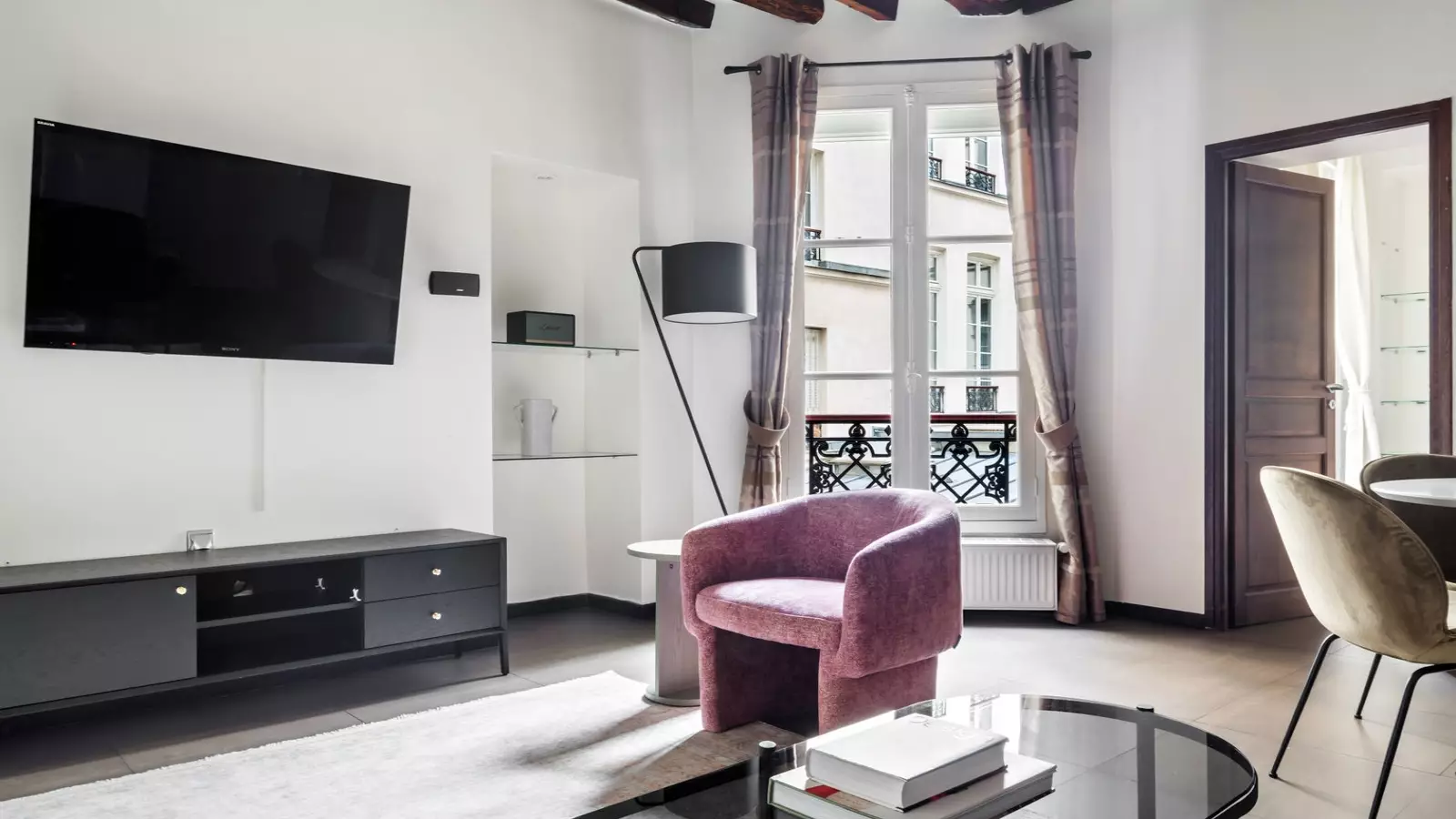 Appartement Rue de Bretagne à Paris