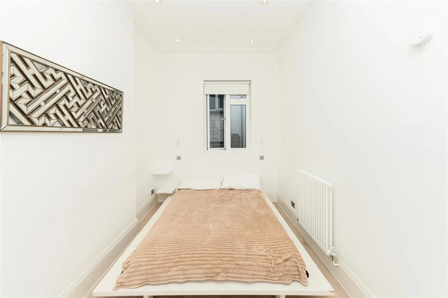 Flat Ennismore Mews in City of Westminster