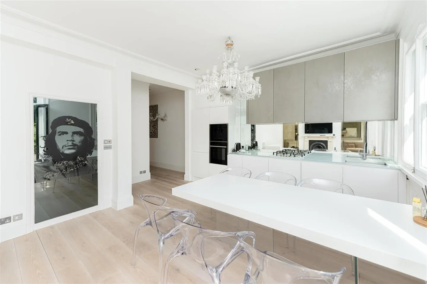 Flat Ennismore Mews in City of Westminster