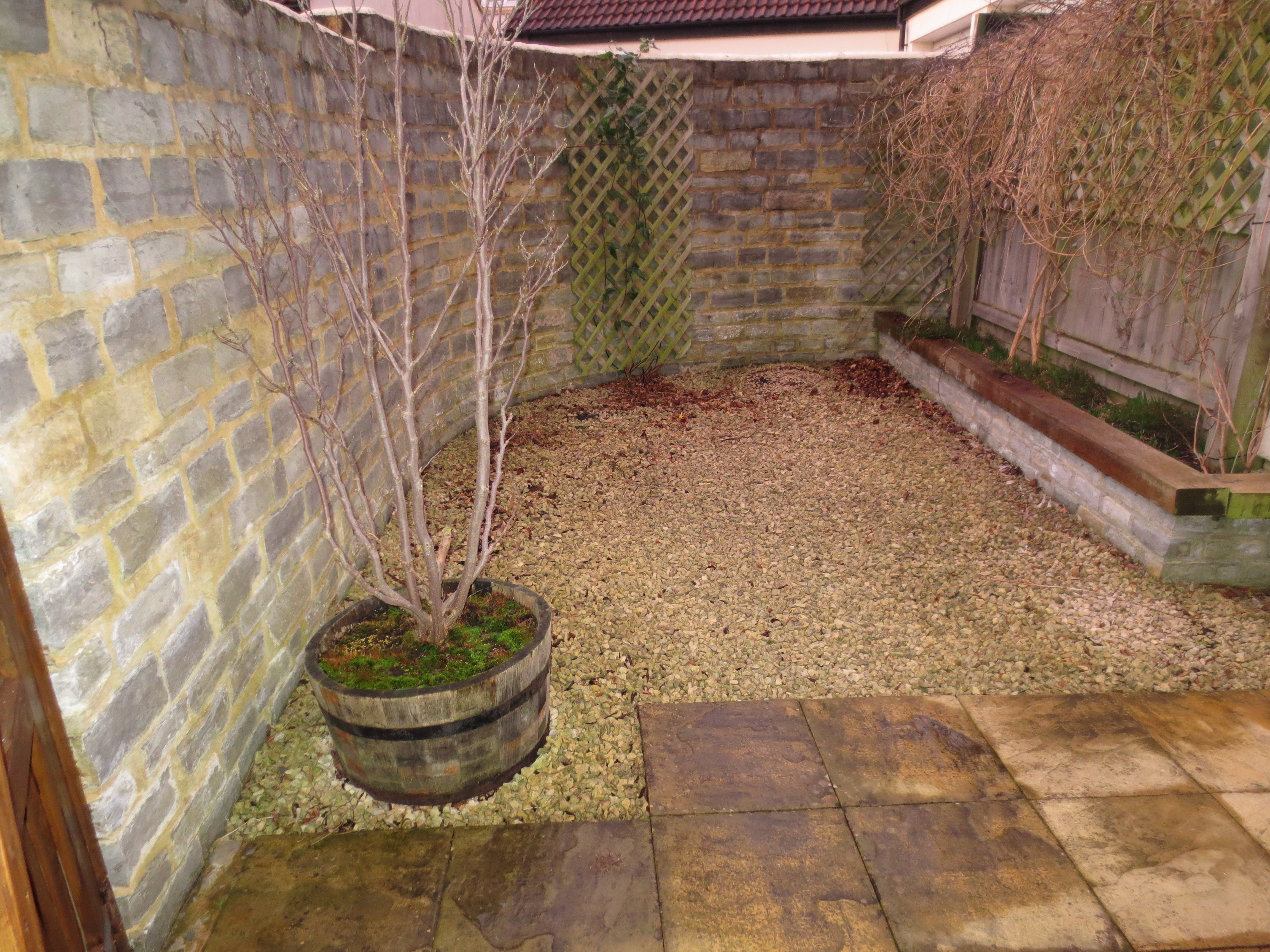 House Harding Court in Somerton
