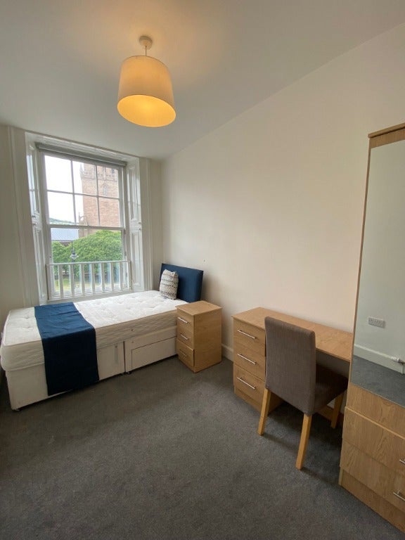 Room Nethergate in Dundee
