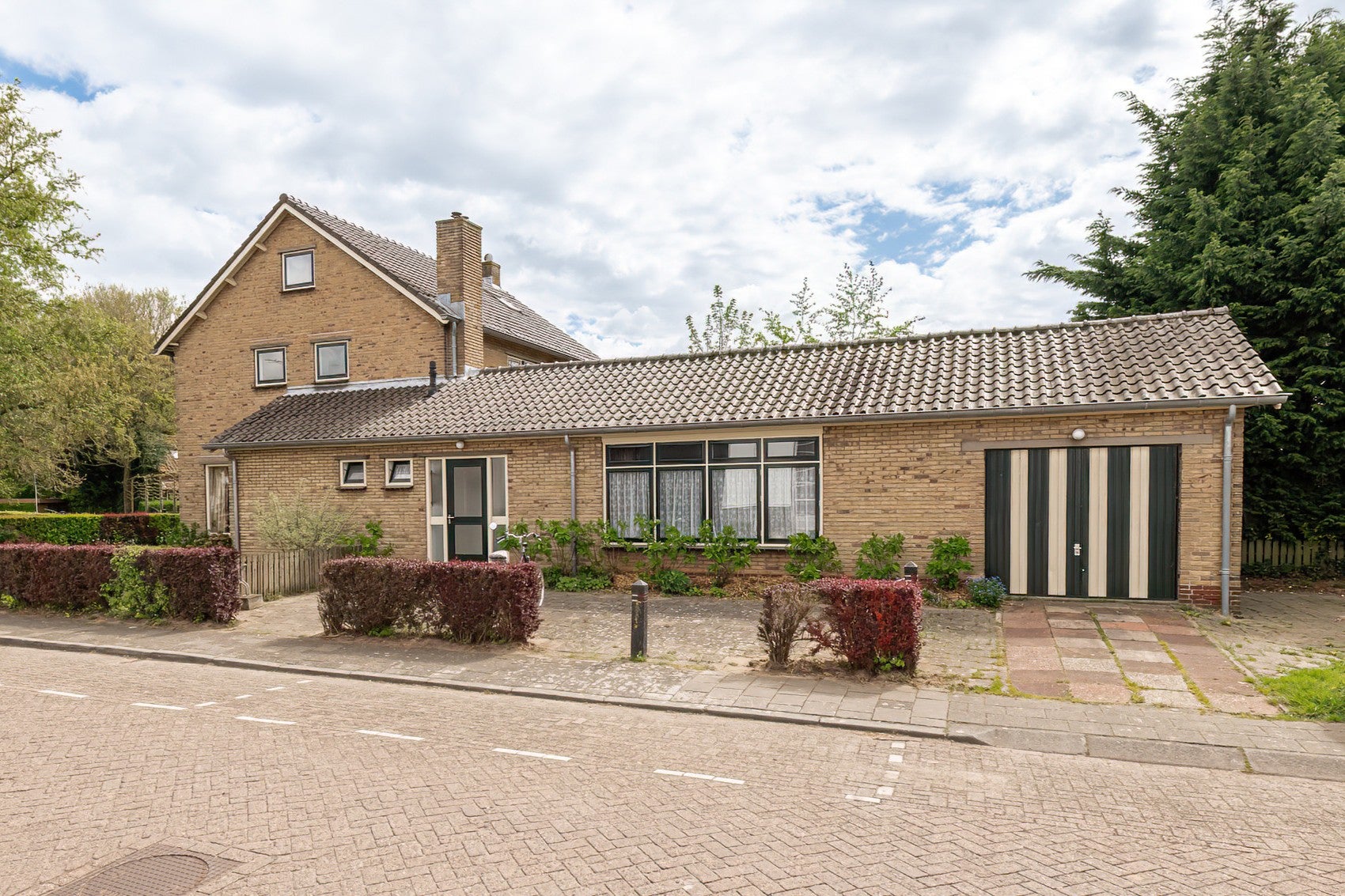 Huis Pastorielaan 1 in Buurmalsen