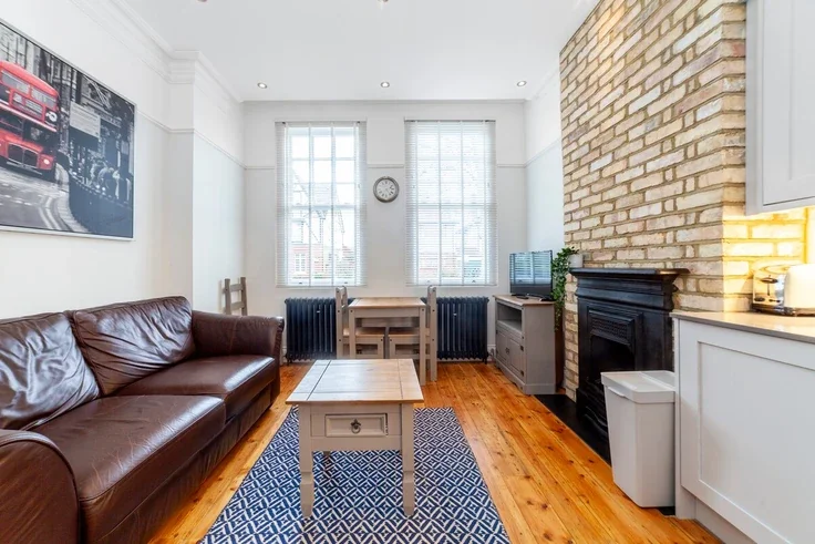 Flat Glenluce Road in Greater London