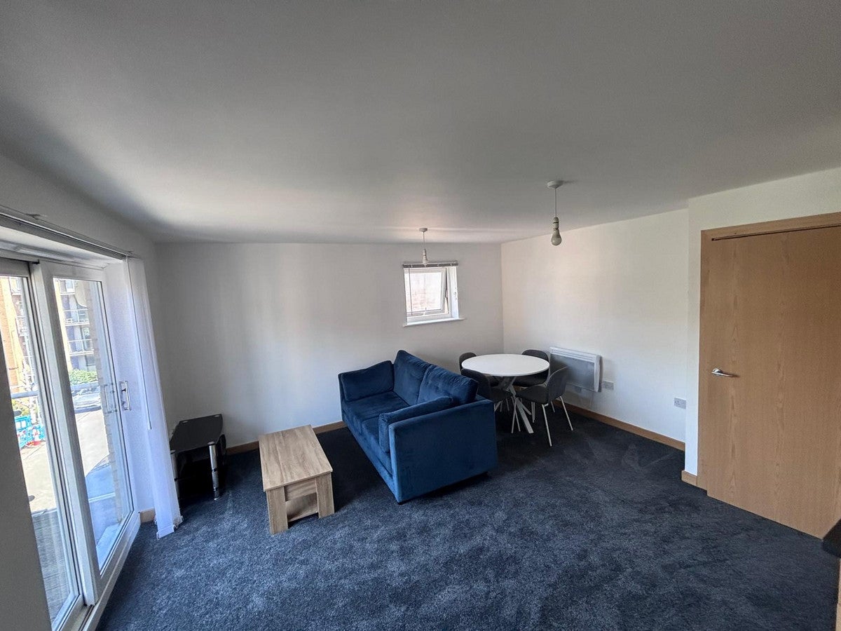 Flat Caelum Drive in Colchester