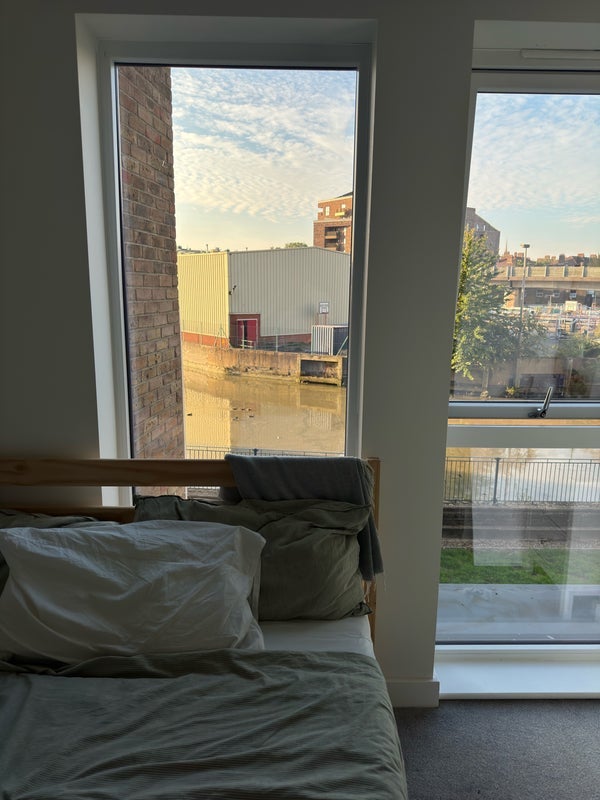 Room Greenwich High Road in Greater London