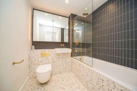 Flat Brill Place in Greater London