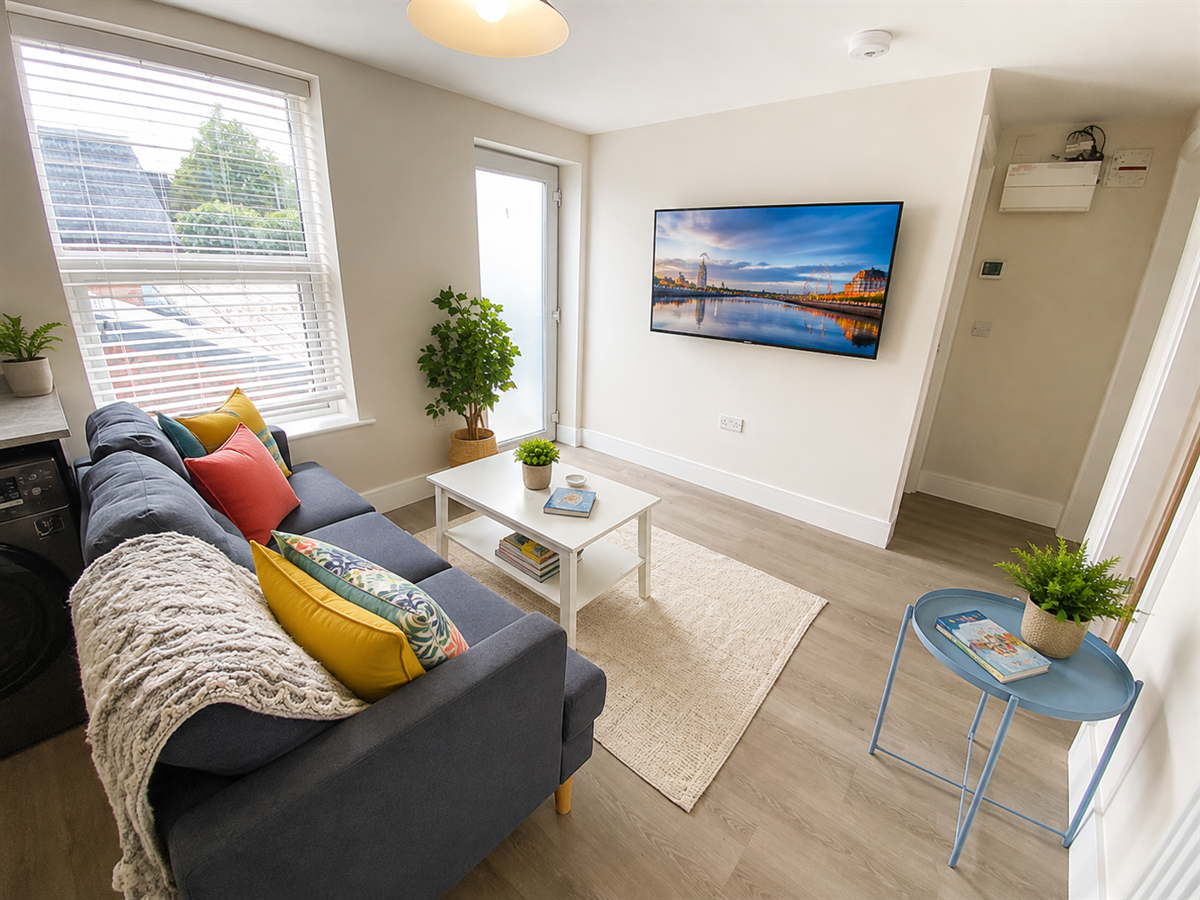 Flat Colwick Road in Nottingham