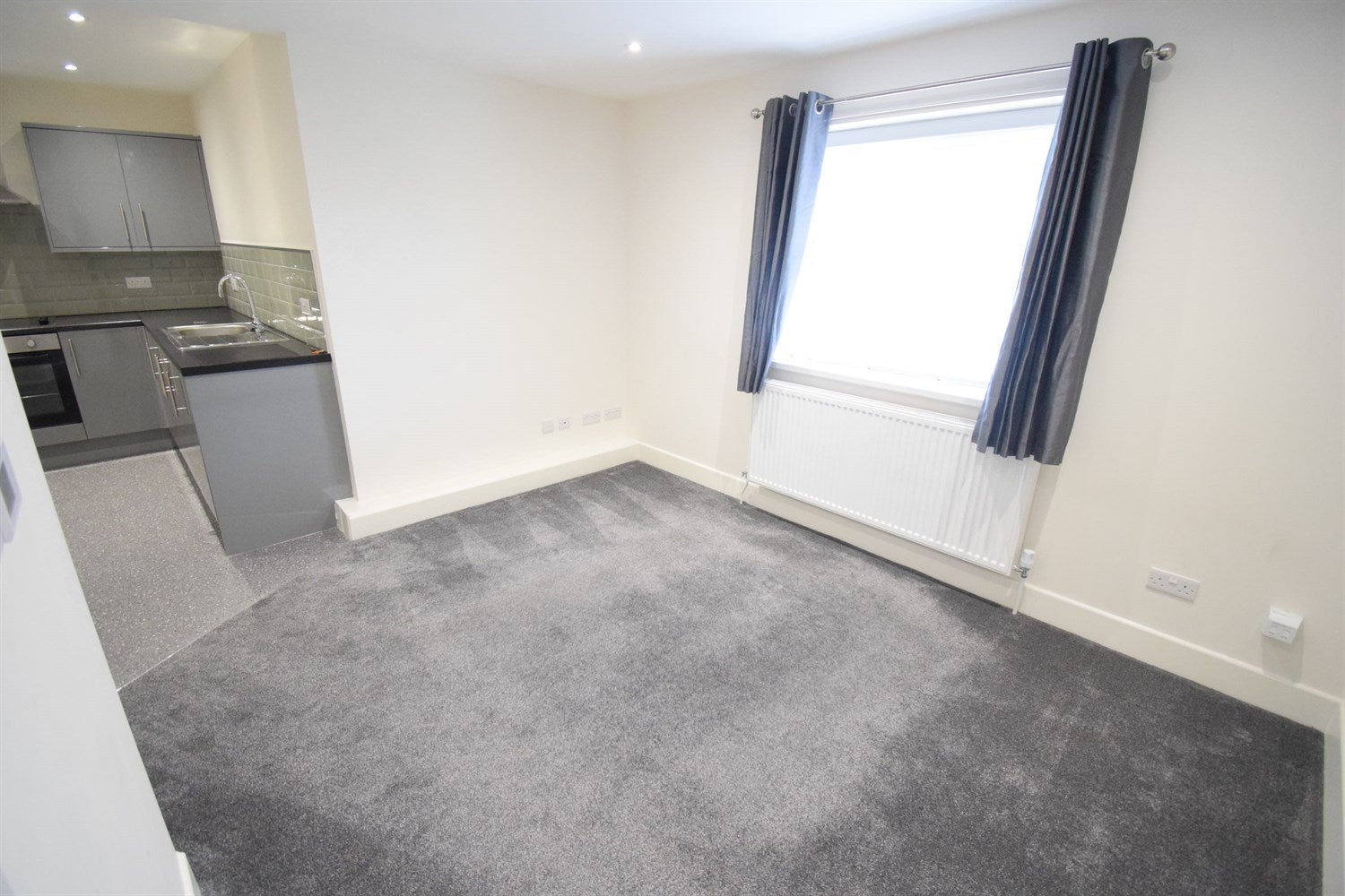 Flat Oakfield Street in Cardiff