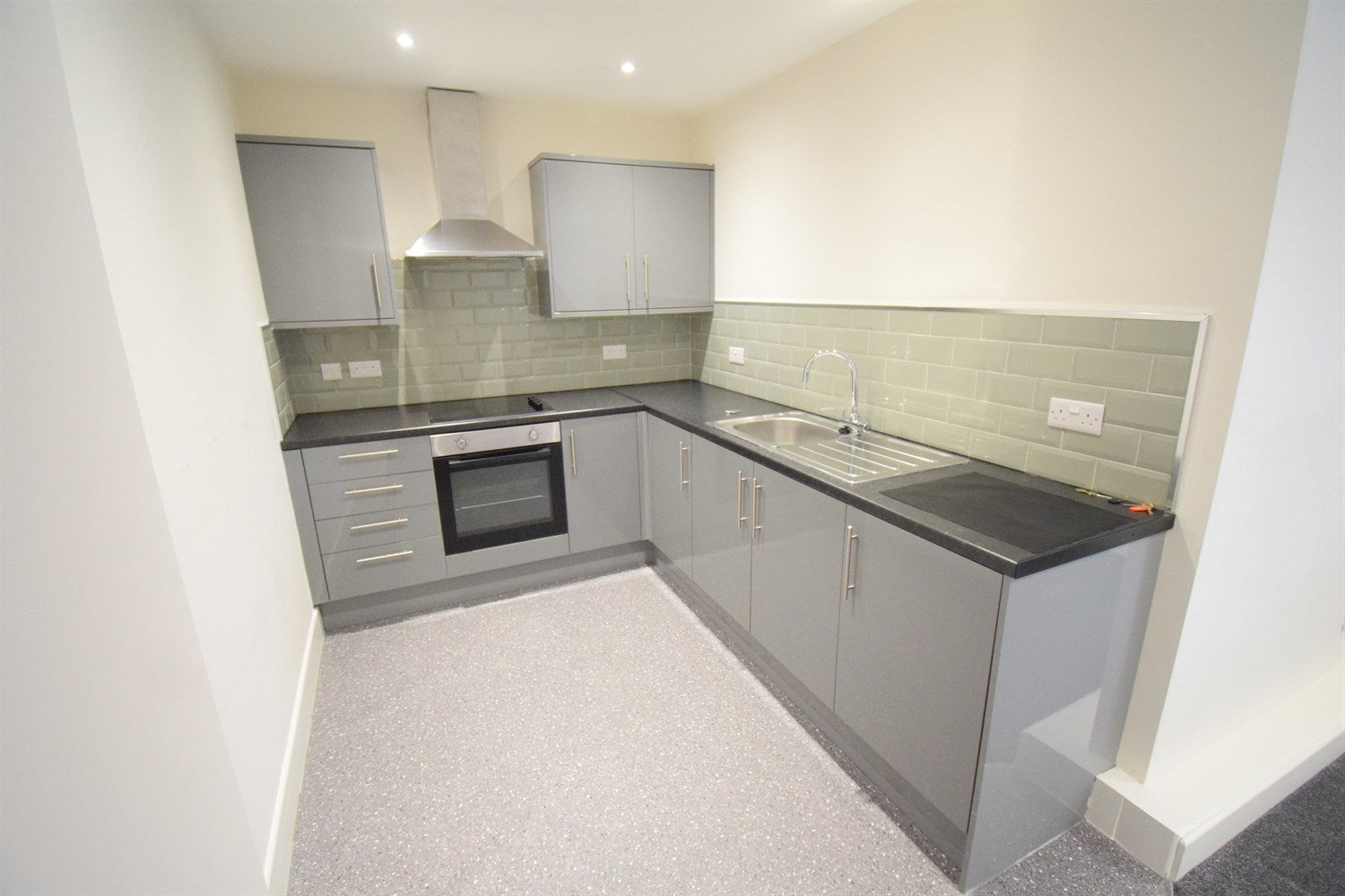 Flat Oakfield Street in Cardiff