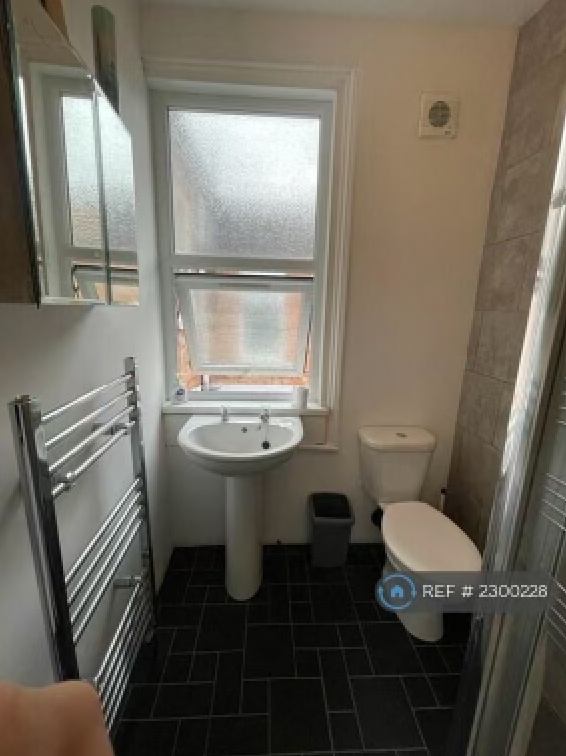 Flat Charlotte Street in Royal Leamington Spa