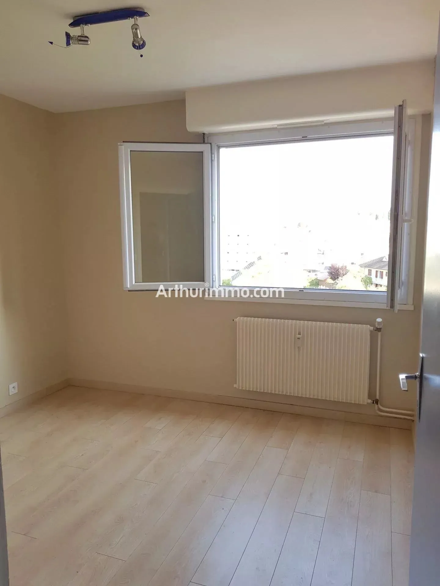 Appartement Rue Jean Jaurès à Lons-le-Saunier