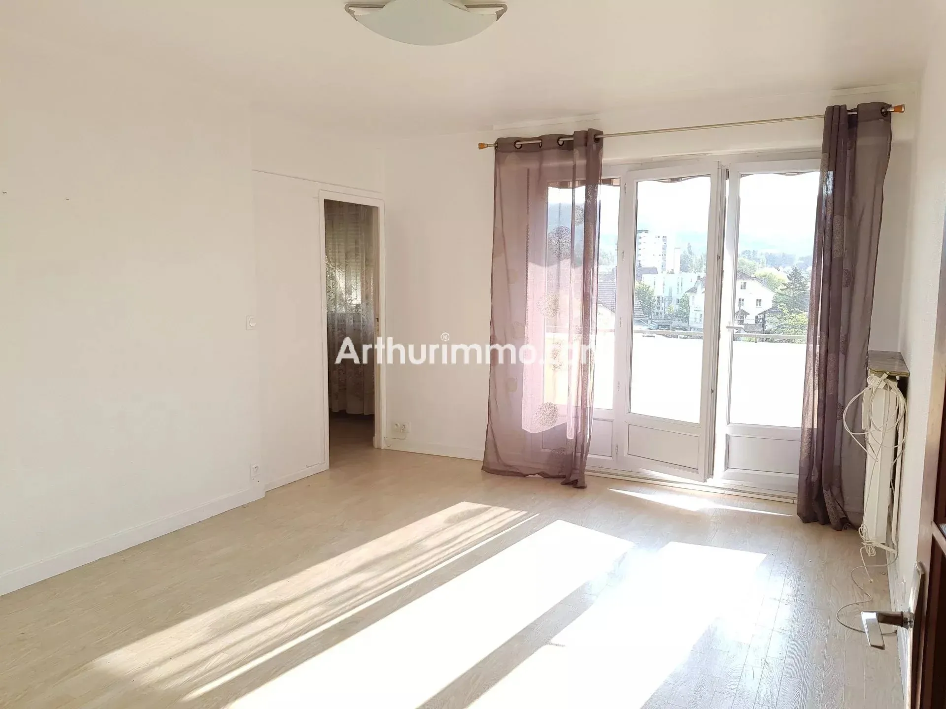 Appartement Rue Jean Jaurès à Lons-le-Saunier