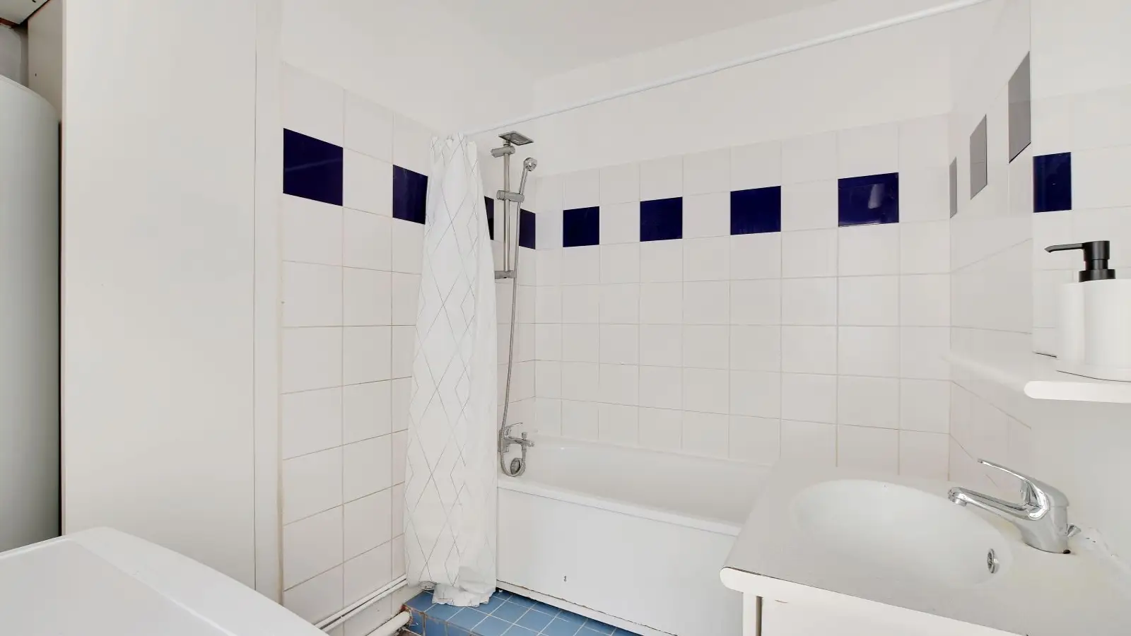 Chambre Rue Léon Blum à Le Kremlin-Bicêtre
