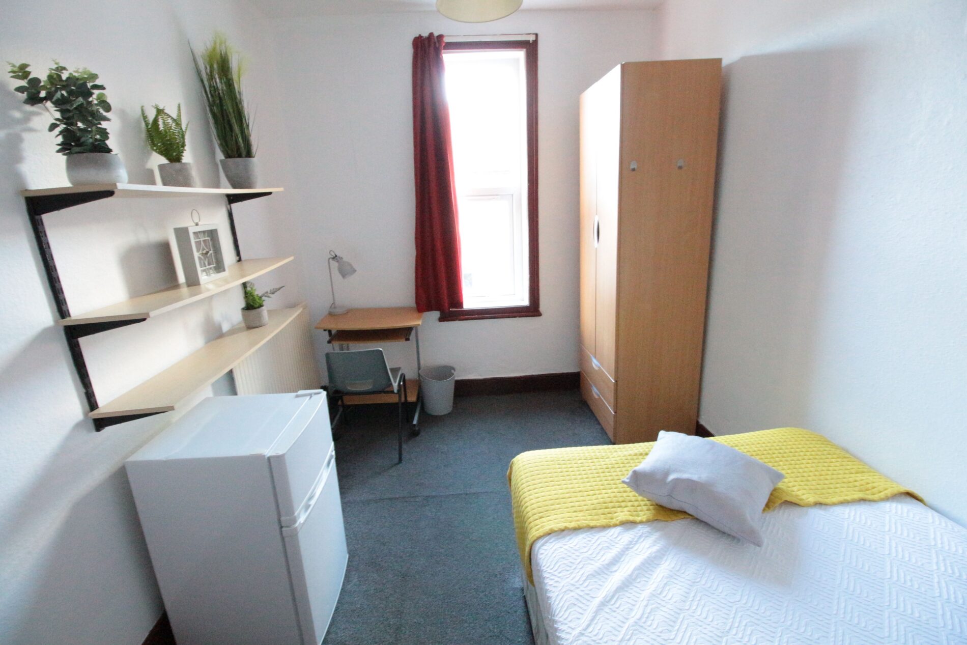 Room Portland Street in Lincoln