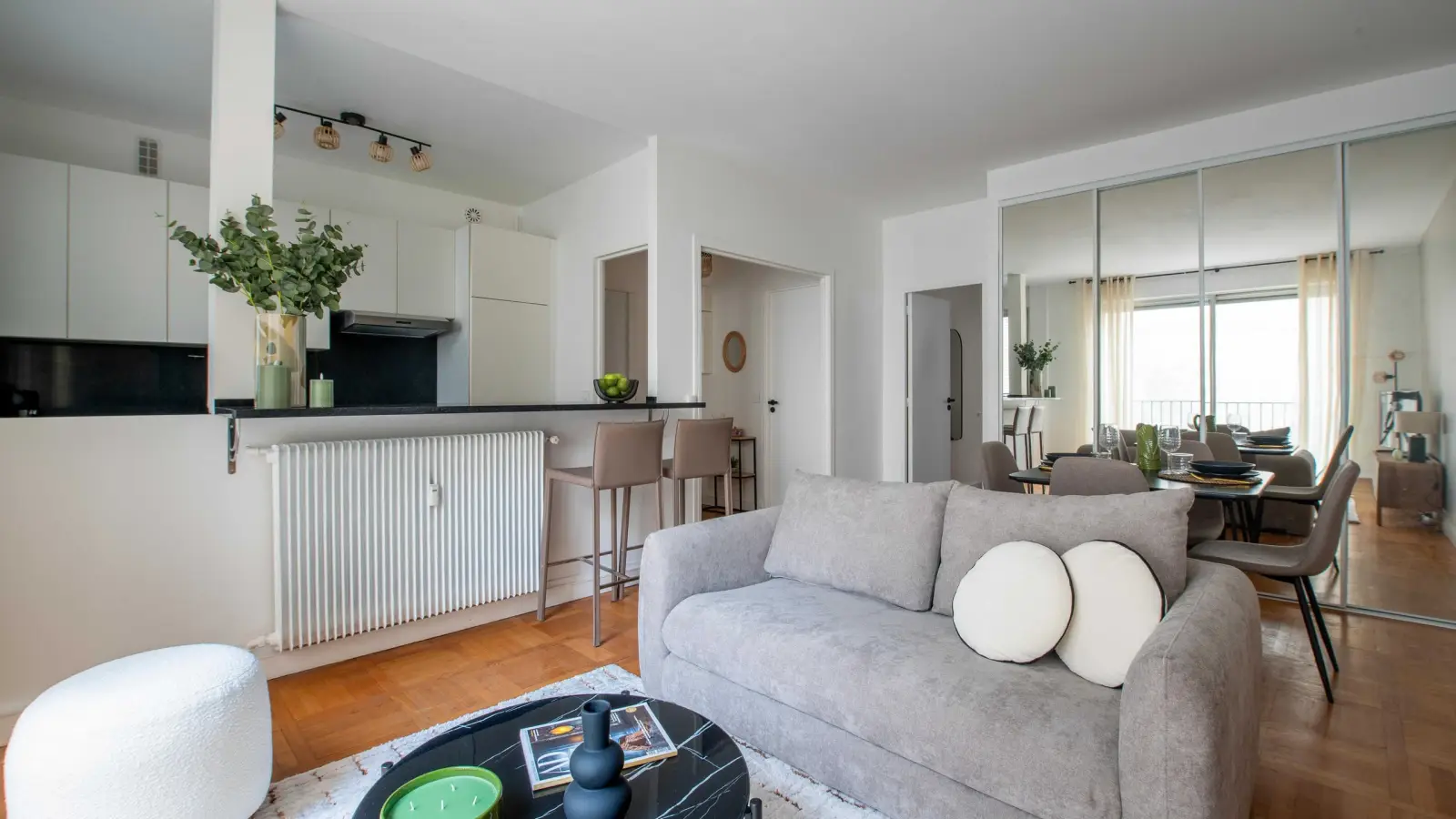 Appartement Rue des Vinaigriers à Paris